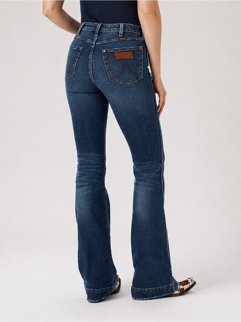 Wrangler Retro High Rise Flare Trouser Jeans 28 Denim Blue Western Ranch NWT - Picture 7 of 16
